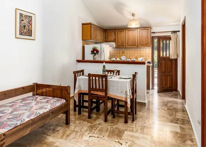 Apartment Areti Poros (Kefalonia)