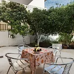 דירה Areti