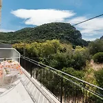 דירה Areti