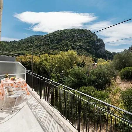 Apartment Areti